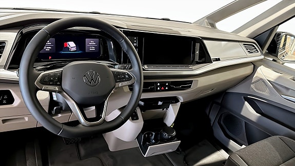 Volkswagen California 11 of 13