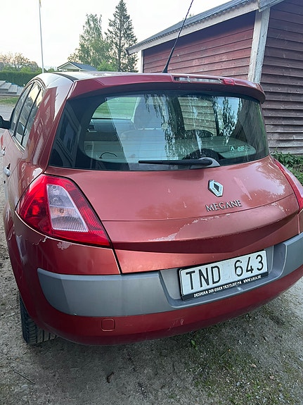 Renault Megane II 3 of 5