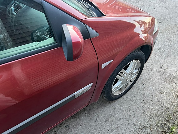 Renault Megane II 5 of 5