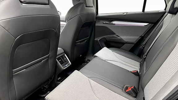 Skoda Enyaq 11 of 21
