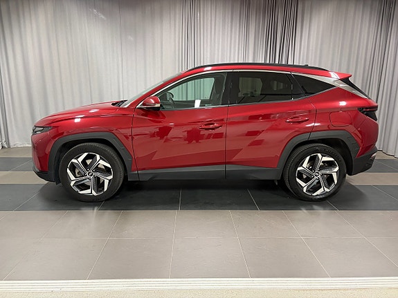 Hyundai Tucson 2 of 5