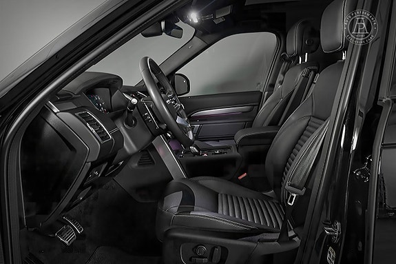 Land Rover Discovery 6 of 9