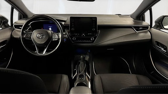Toyota Corolla 13 of 23