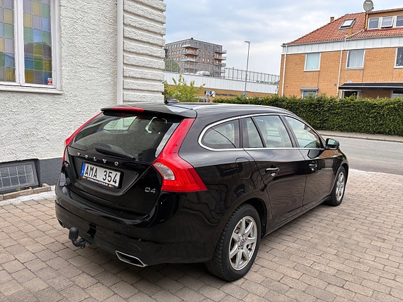 Volvo V60 7 of 26