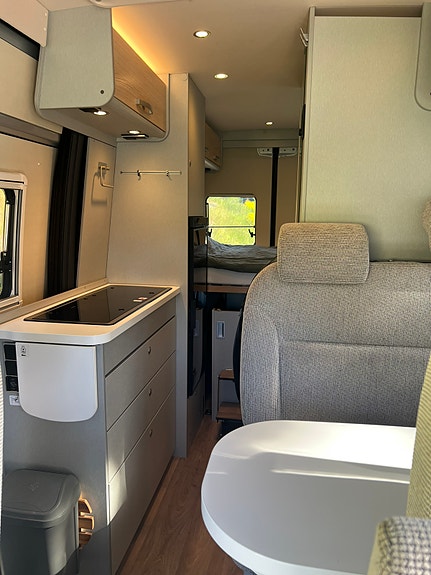 Hymer Free S600 6 of 17