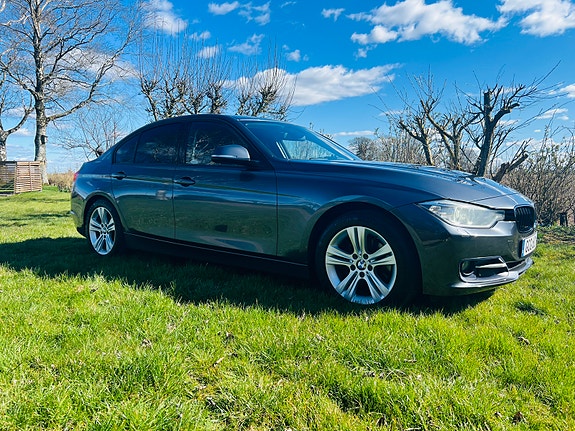 BMW 320d 3 of 4