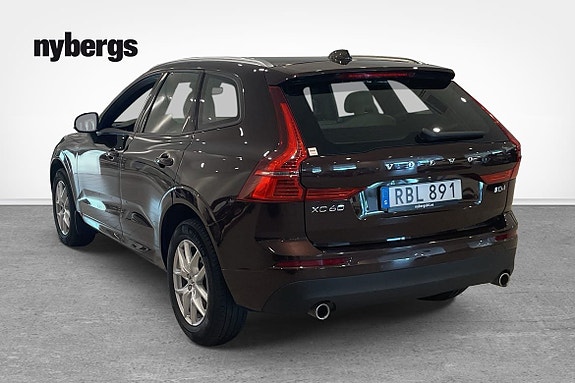 Volvo XC60 3 of 5