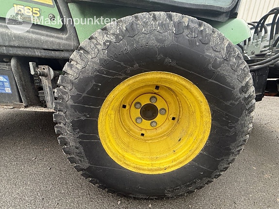 John Deere 1585 25 of 27