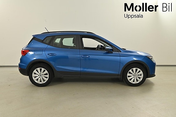 Seat Arona 2 of 5