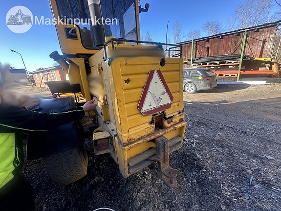 CAT 910 5 of 27