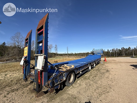 MC CAULEY 3 AXLE STEPFRA 5 of 27