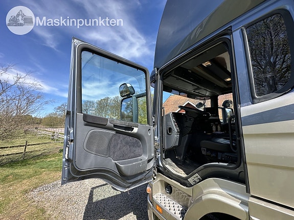 Scania p380 hästlastbil 9 of 27
