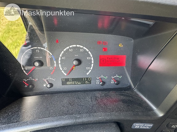 Scania p380 hästlastbil 21 of 27