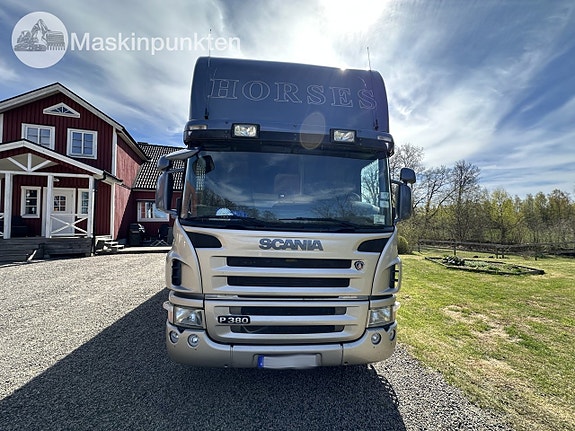 Scania p380 hästlastbil 2 of 27