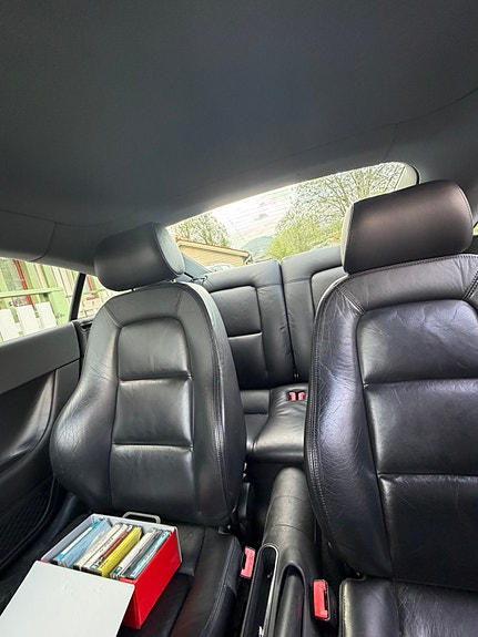 Audi TT 4 of 5