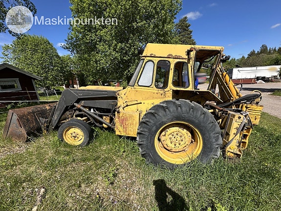 Traktorgrävare Massey ferguson 8 of 27