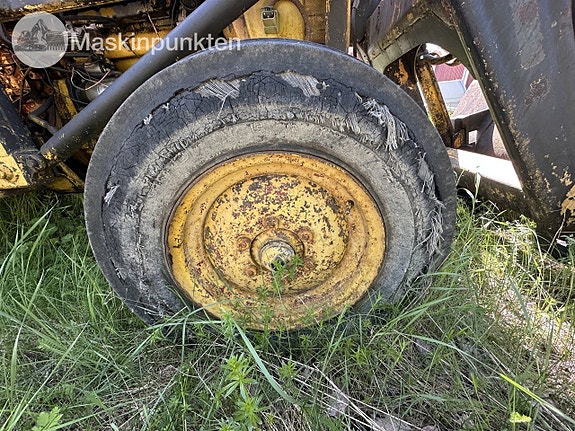 Traktorgrävare Massey ferguson 22 of 27