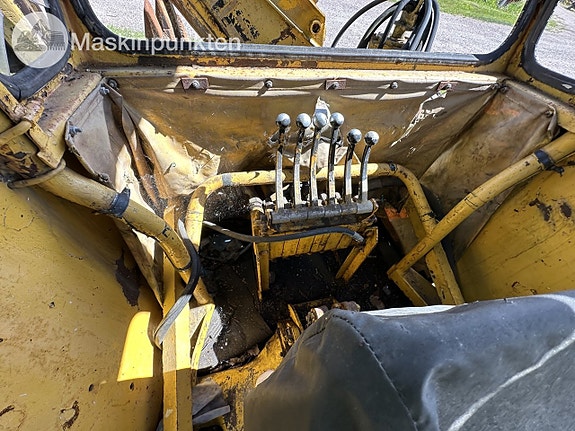 Traktorgrävare Massey ferguson 11 of 27
