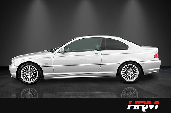 BMW 330Ci 2 of 5