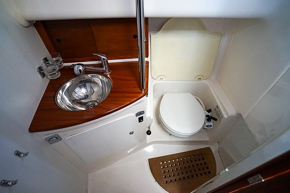 Nimbus Nova S 30 HT 16 of 24
