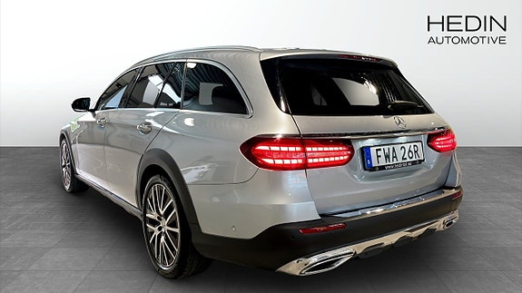Mercedes-Benz E220 d 8 of 11