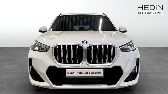 BMW X1 8 of 9