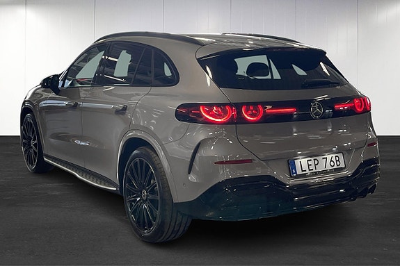 Mercedes-Benz GLC400 3 of 5