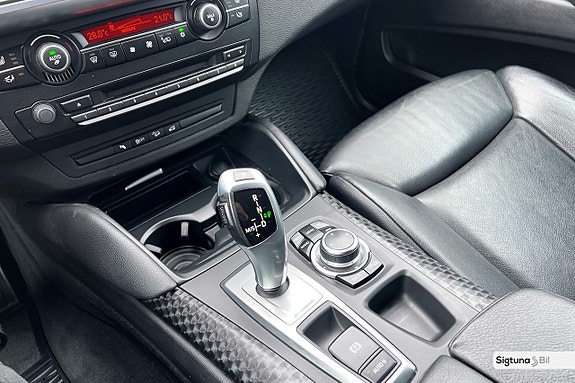 BMW X6 25 of 30