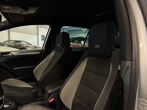 Volkswagen Golf-Serie 12 of 24