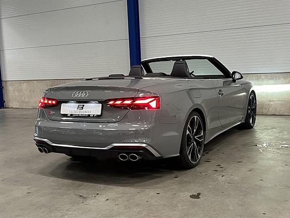 Audi S5 3 of 5