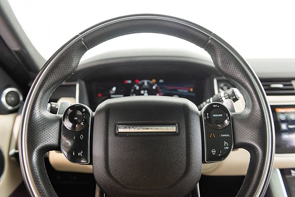 Land Rover Range Rover Sport 14 of 30