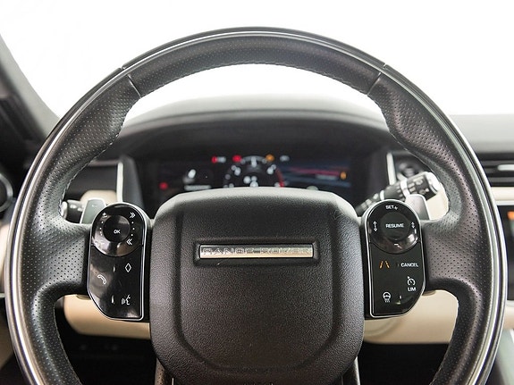 Land Rover Range Rover Sport 8 of 30