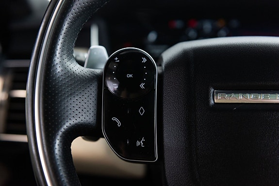 Land Rover Range Rover Sport 19 of 30