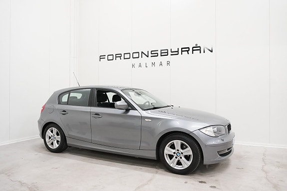 BMW 116i 2 of 5