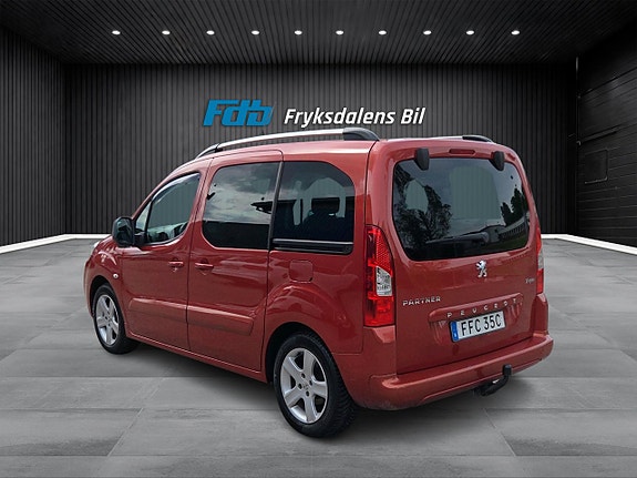 Peugeot Partner Tepee 3 of 5