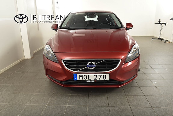 Volvo V40 5 of 5