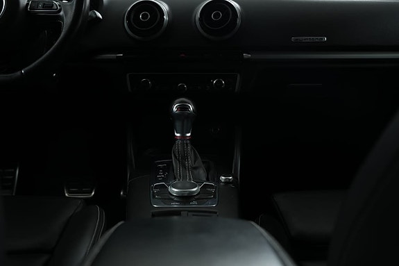 Audi S3 20 of 23