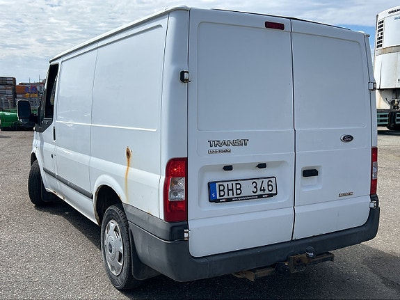 Ford Transit 3 of 5