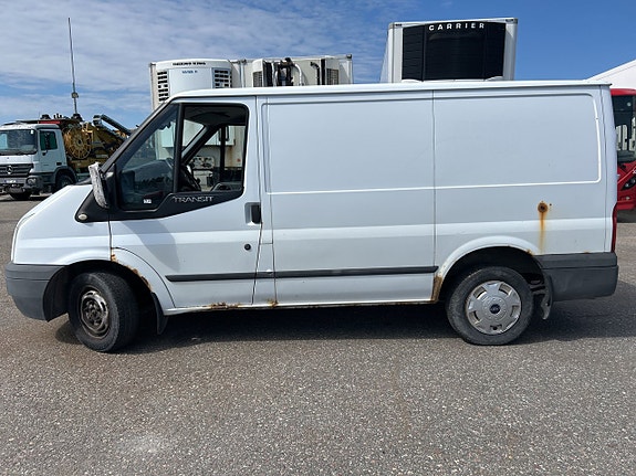 Ford Transit 2 of 5