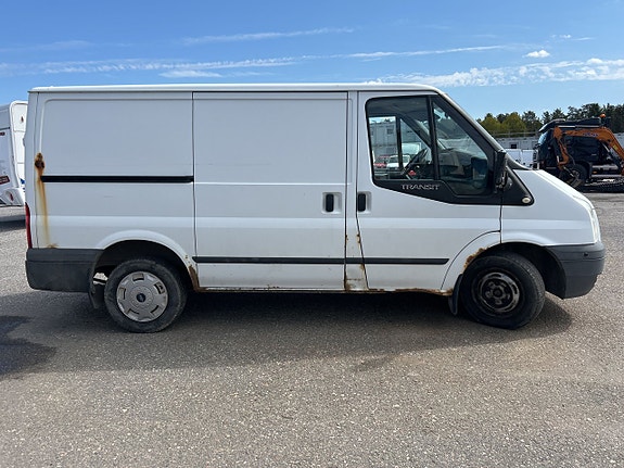 Ford Transit 6 of 6