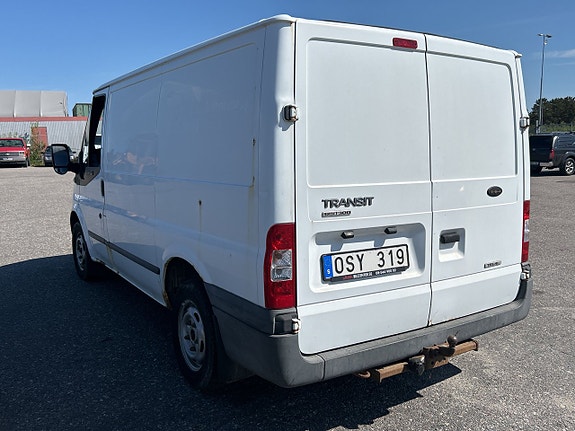 Ford Transit 3 of 5
