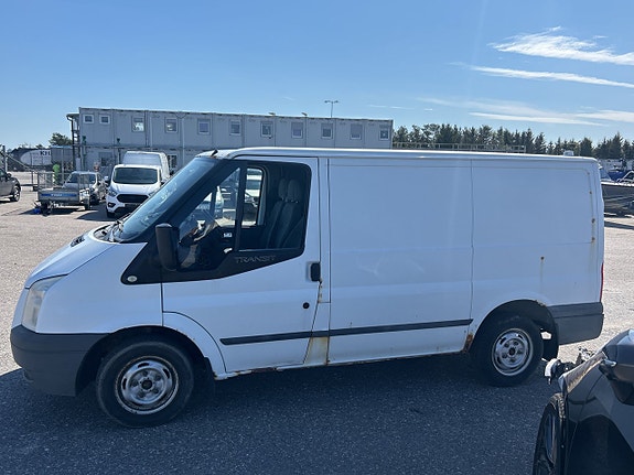 Ford Transit 2 of 5