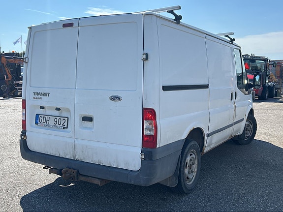 Ford Transit 5 of 5