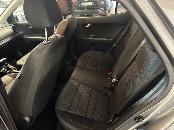 Kia Stonic 4 of 5