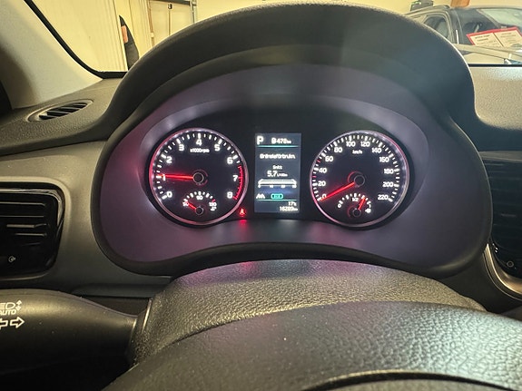 Kia Stonic 10 of 13