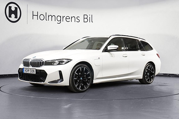 BMW 330e