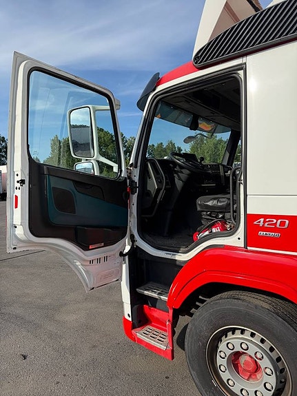 Volvo FM420, Skåpbil + värme, 48.000mil, Ny serv & Ny besikt 9 of 12