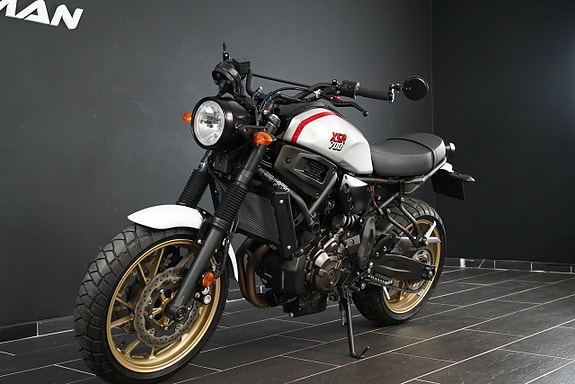 Yamaha XSR 700 Acrapovic 6 of 13