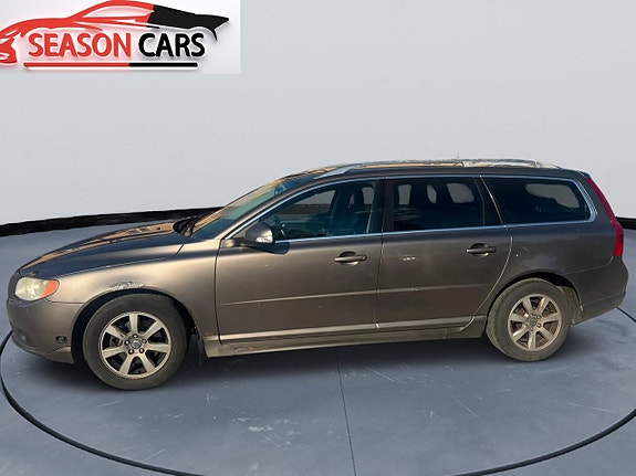 Volvo V70 8 of 13