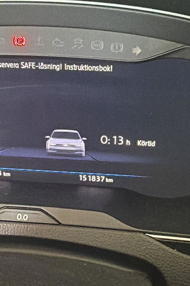 Volkswagen Passat 20 of 24